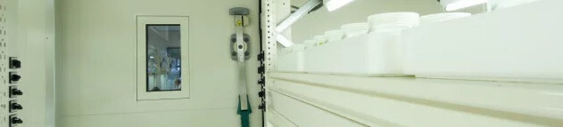 Growth Chamber by Cubic Grow