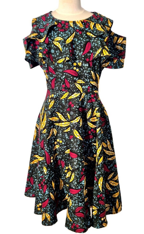 Elegant Dress cut-out sleeve