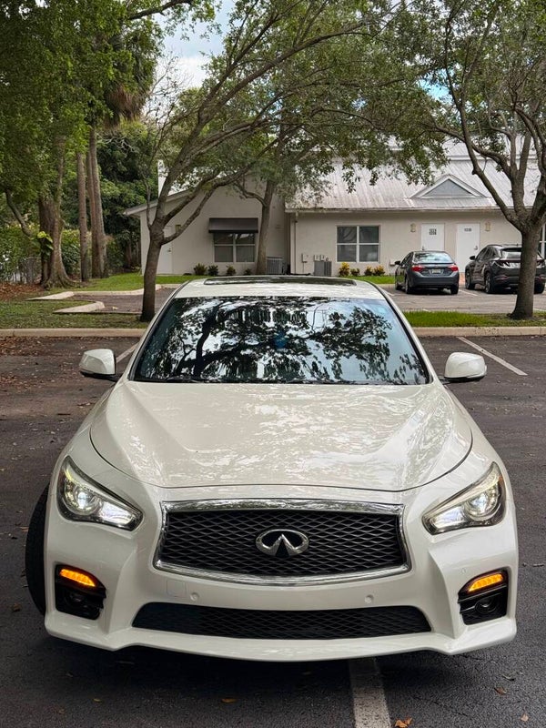 Infiniti Q50 Sport