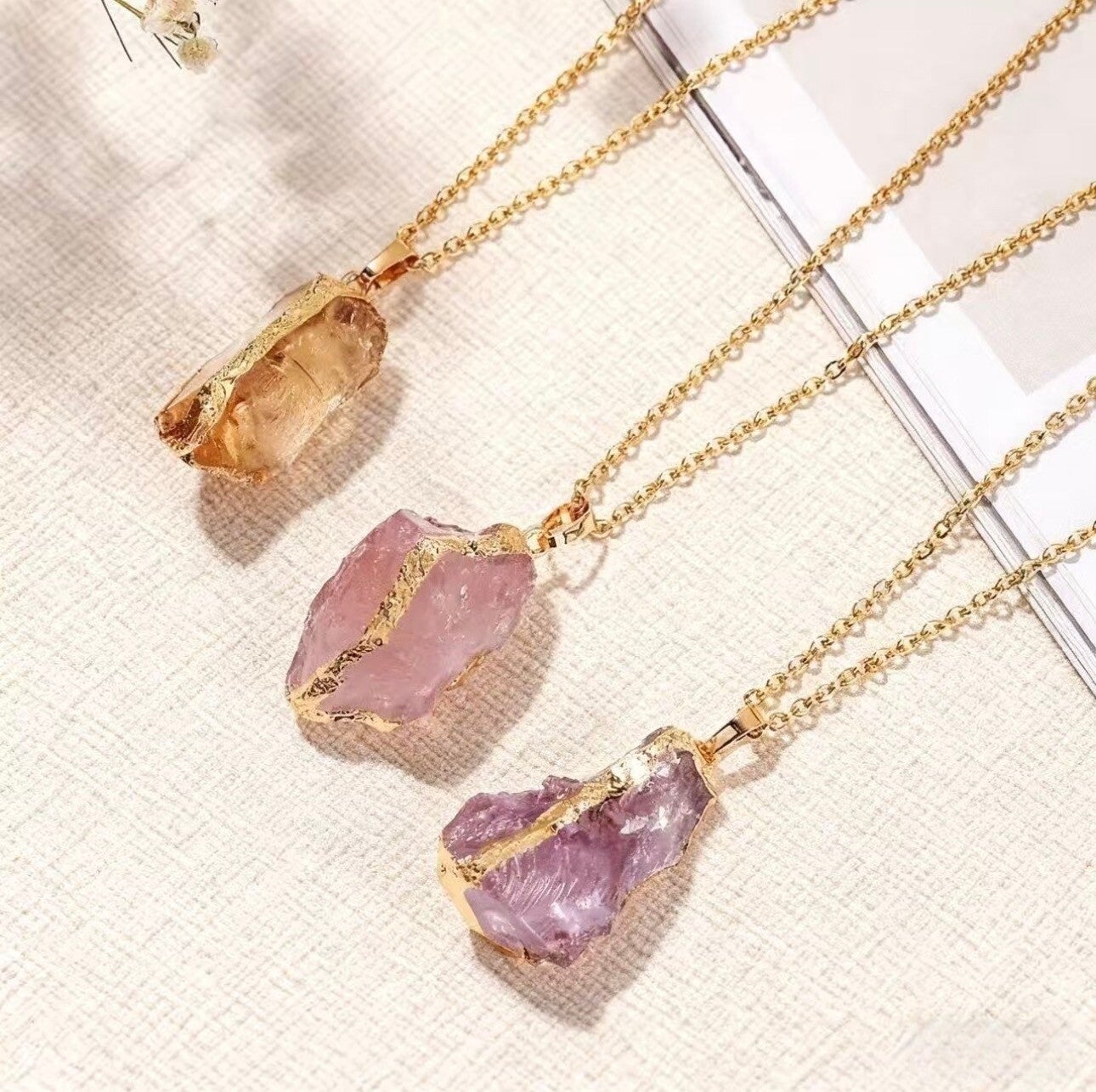 Natural Raw Stone Crystal Necklace With Electroplated Gold Edge Irregular Gemstone Pendant Jewelry For Women