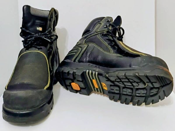 Botte et Soulier (Cap d'acier)