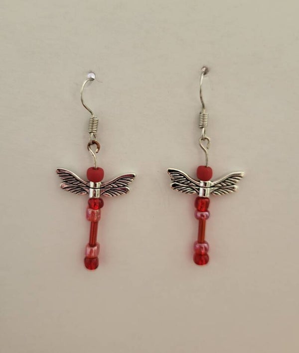 Libellule argent et rouge