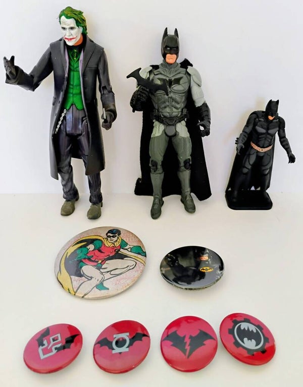 Figurines Batman  ainsi que macarons