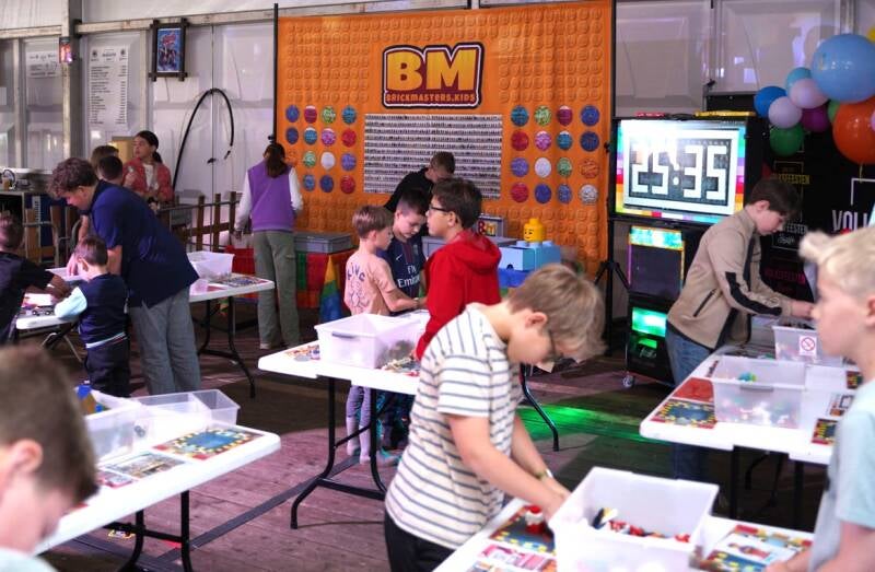 brickmasters-promo-11-standard.jpg