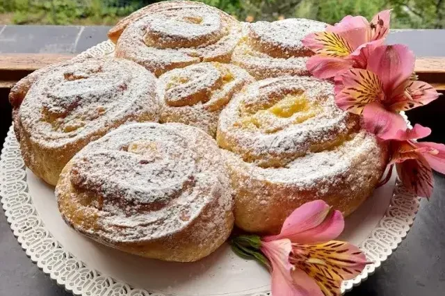 torte genovesi particolari: la torta delle rose