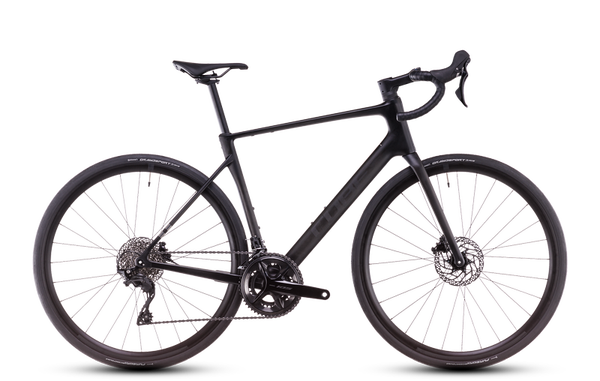 Cube Attain C:62 Race