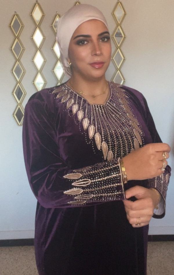 Robe velours brodé mauve
