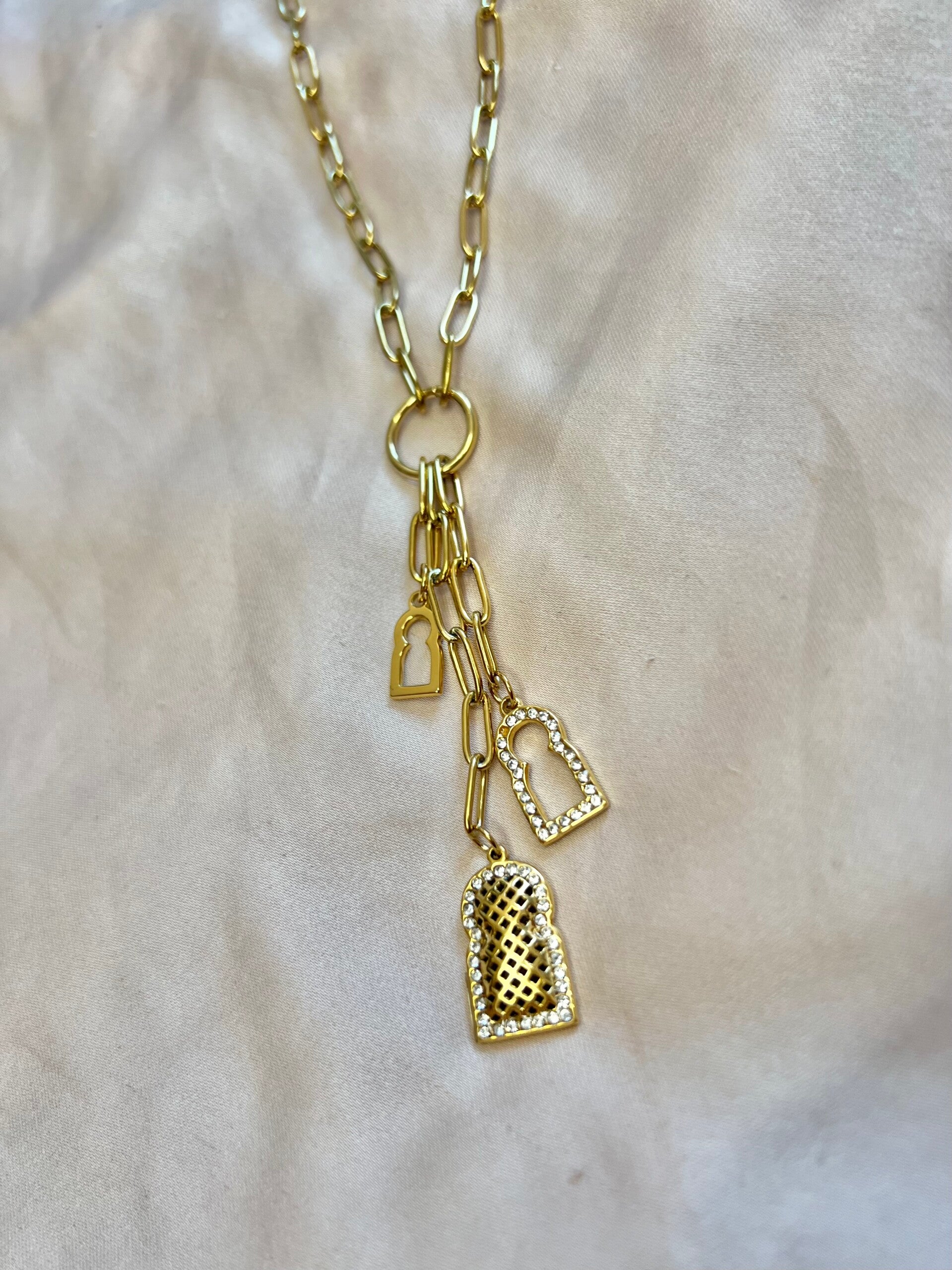 Sautoir bab el mansourah