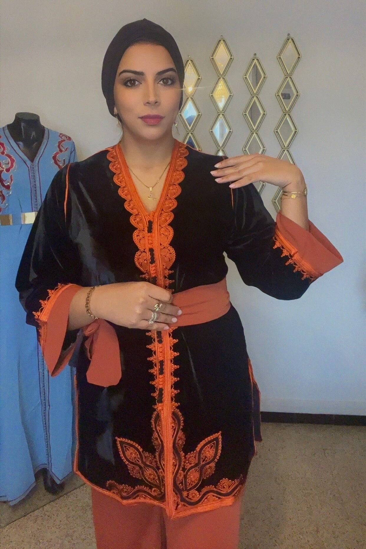 Ensemble Sahra Noir et Orange