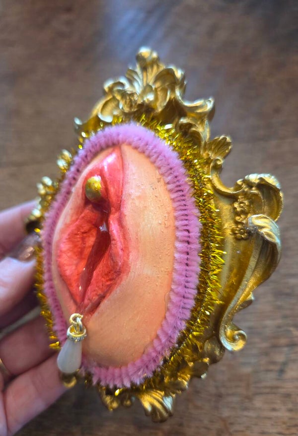 Vulva 2