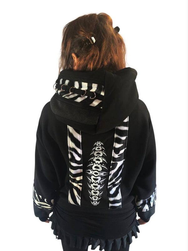 Sudadera Spine Zebra