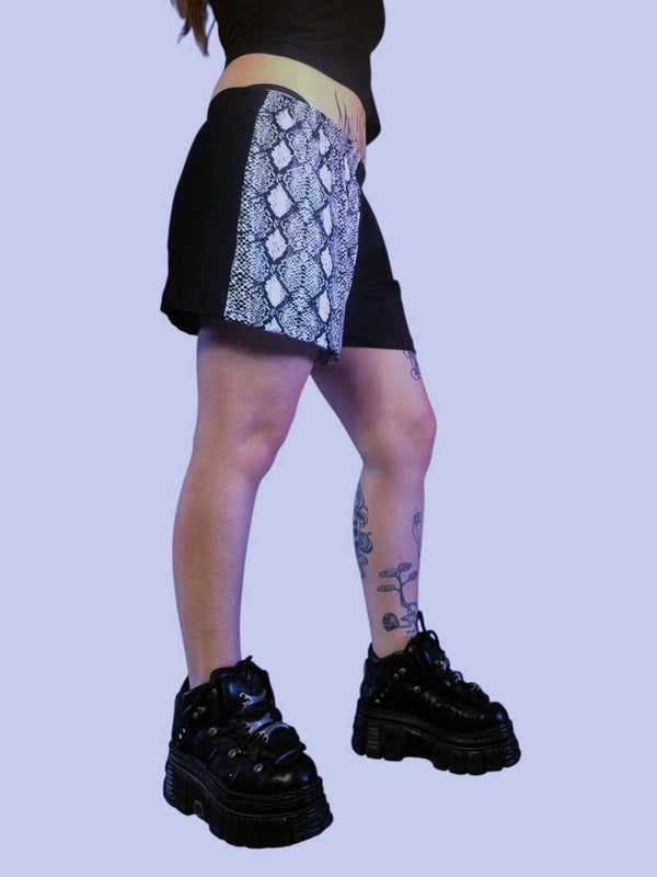 Pantalones cortos Black White