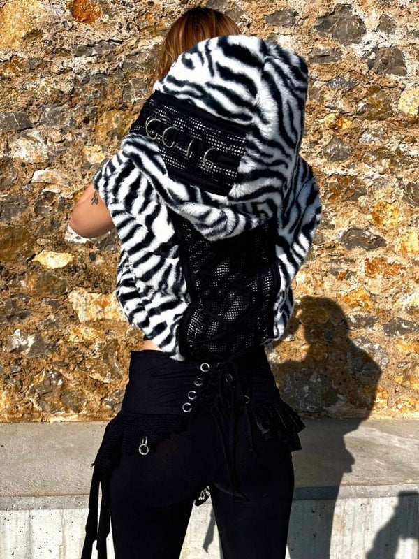 Chaleco fluffy zebra.