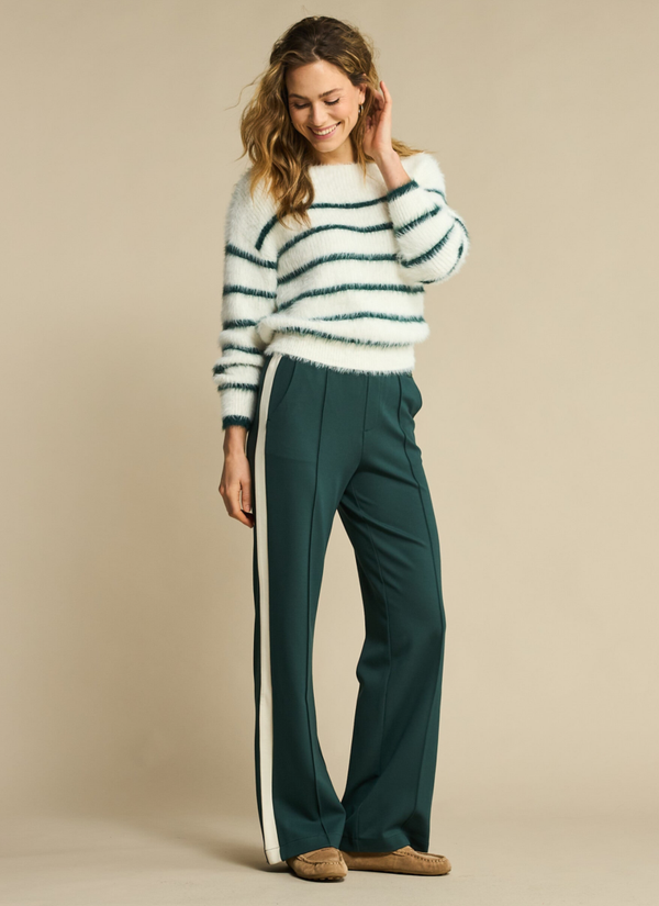 Red Button - Colette Punta Sidepatch