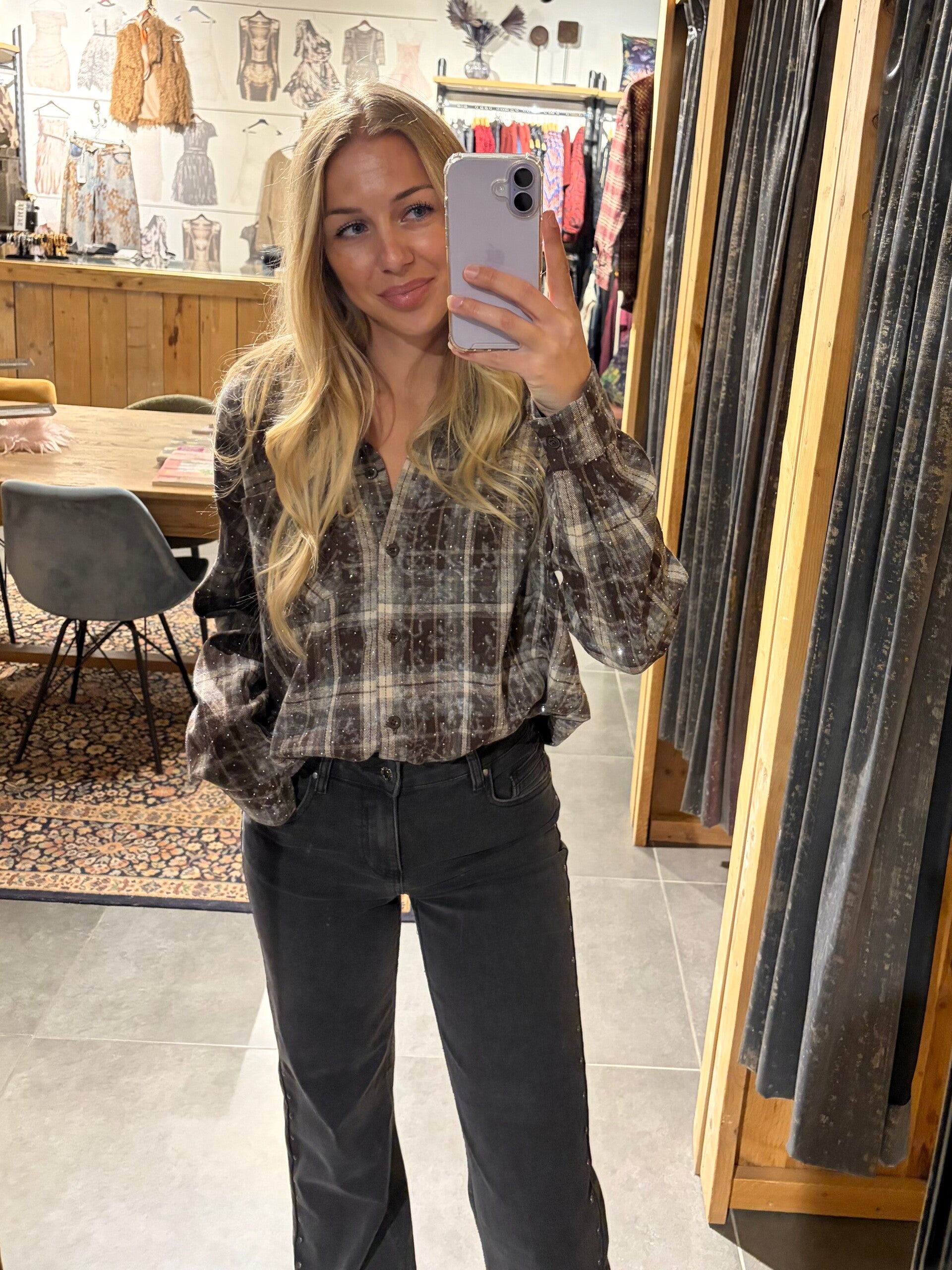 Ruiten blouse met studs - Bruin
