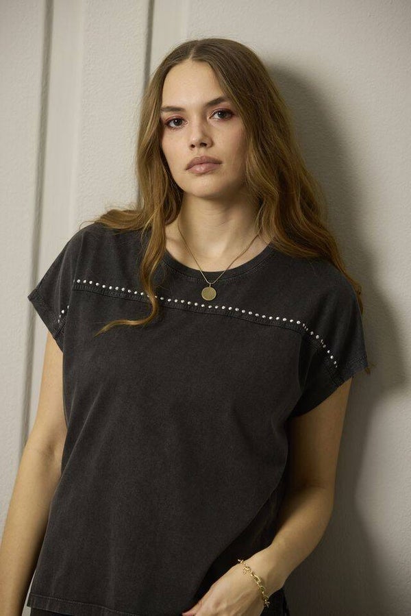 ZE-ZE - T-shirt Aisha Antraciet