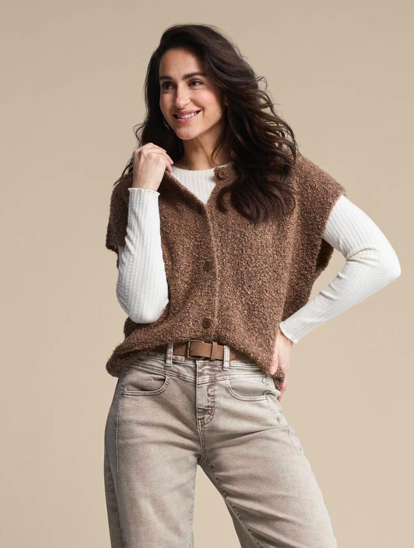 Red Button - Sleeveless Knit Mud