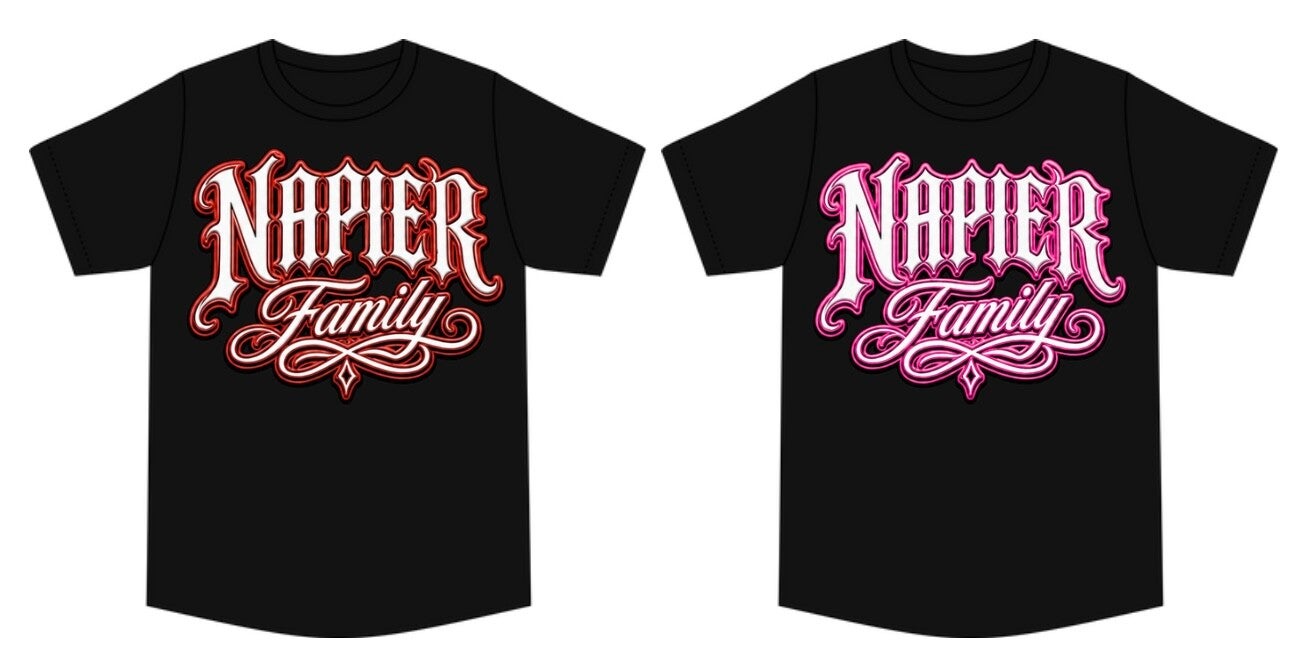 Black FAMILY tee