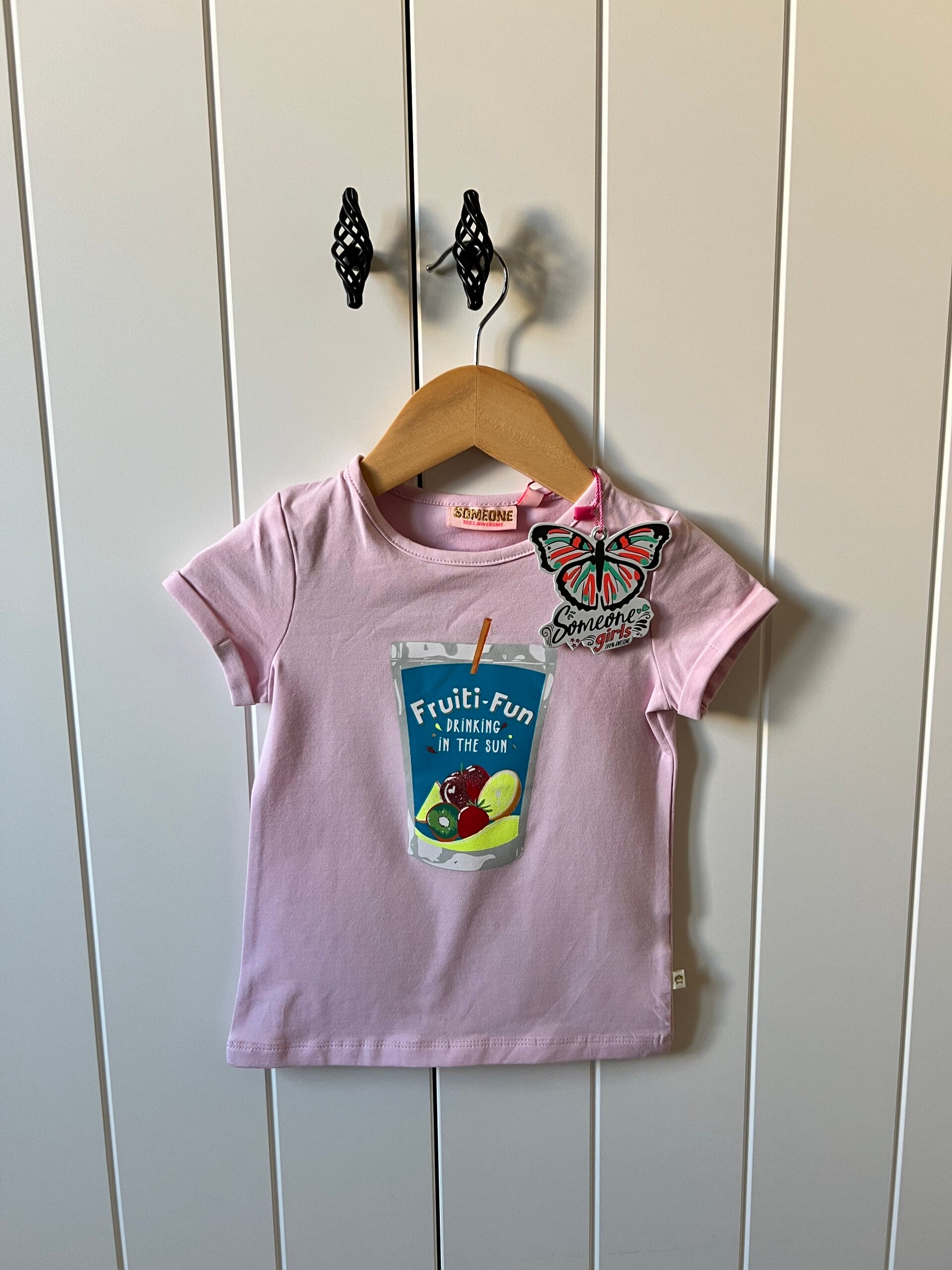 T-shirt Someone