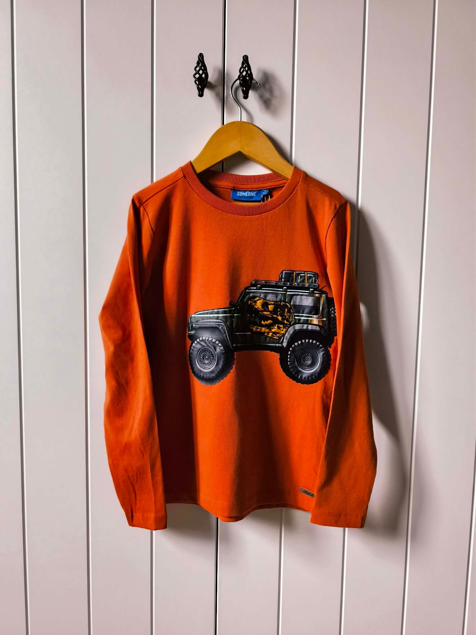 Longsleeve Someone