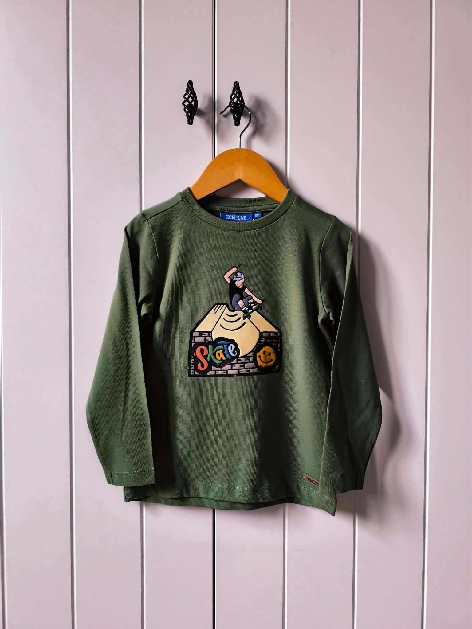 Longsleeve Someone