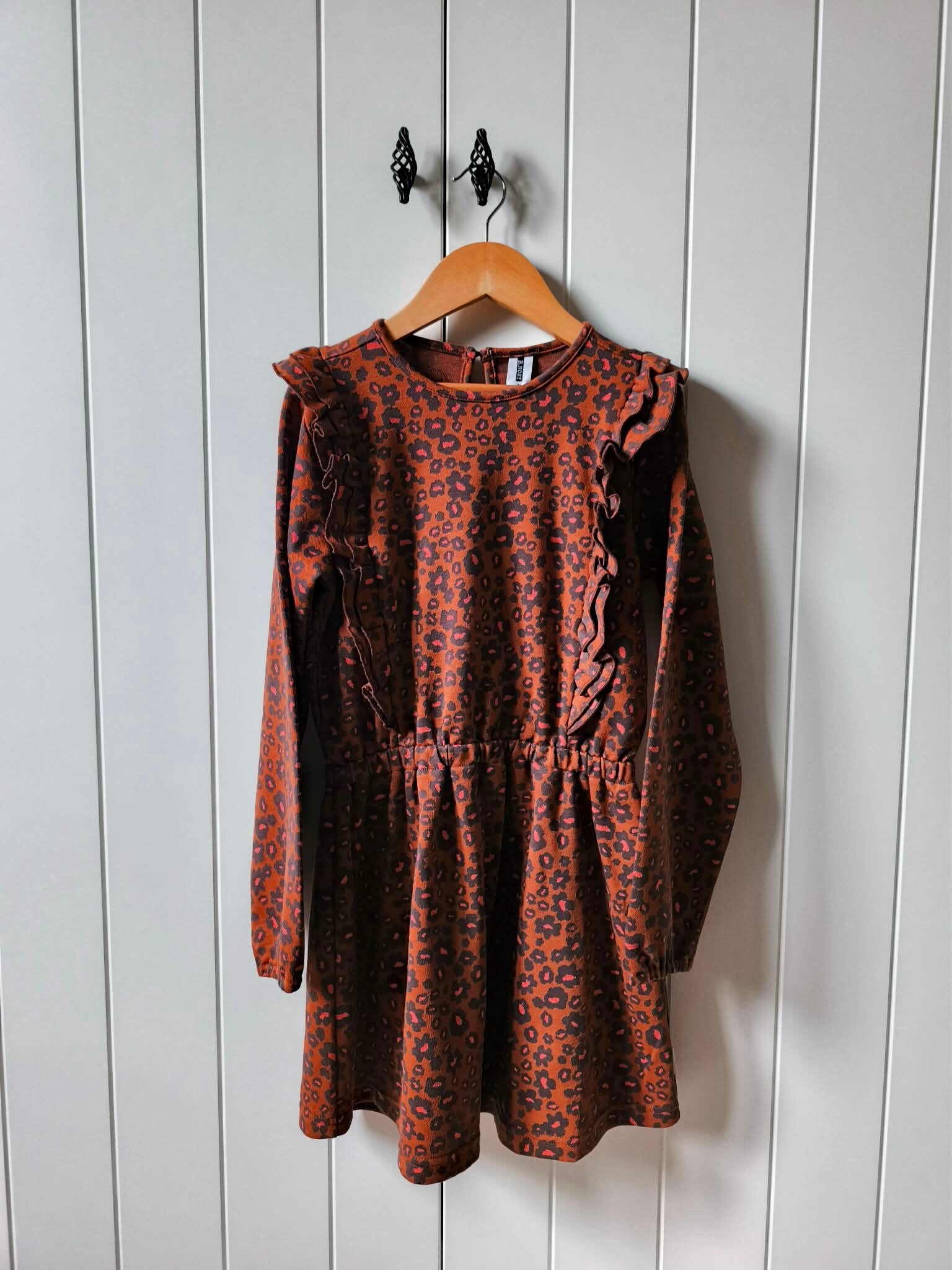 Kleed B.nosy
