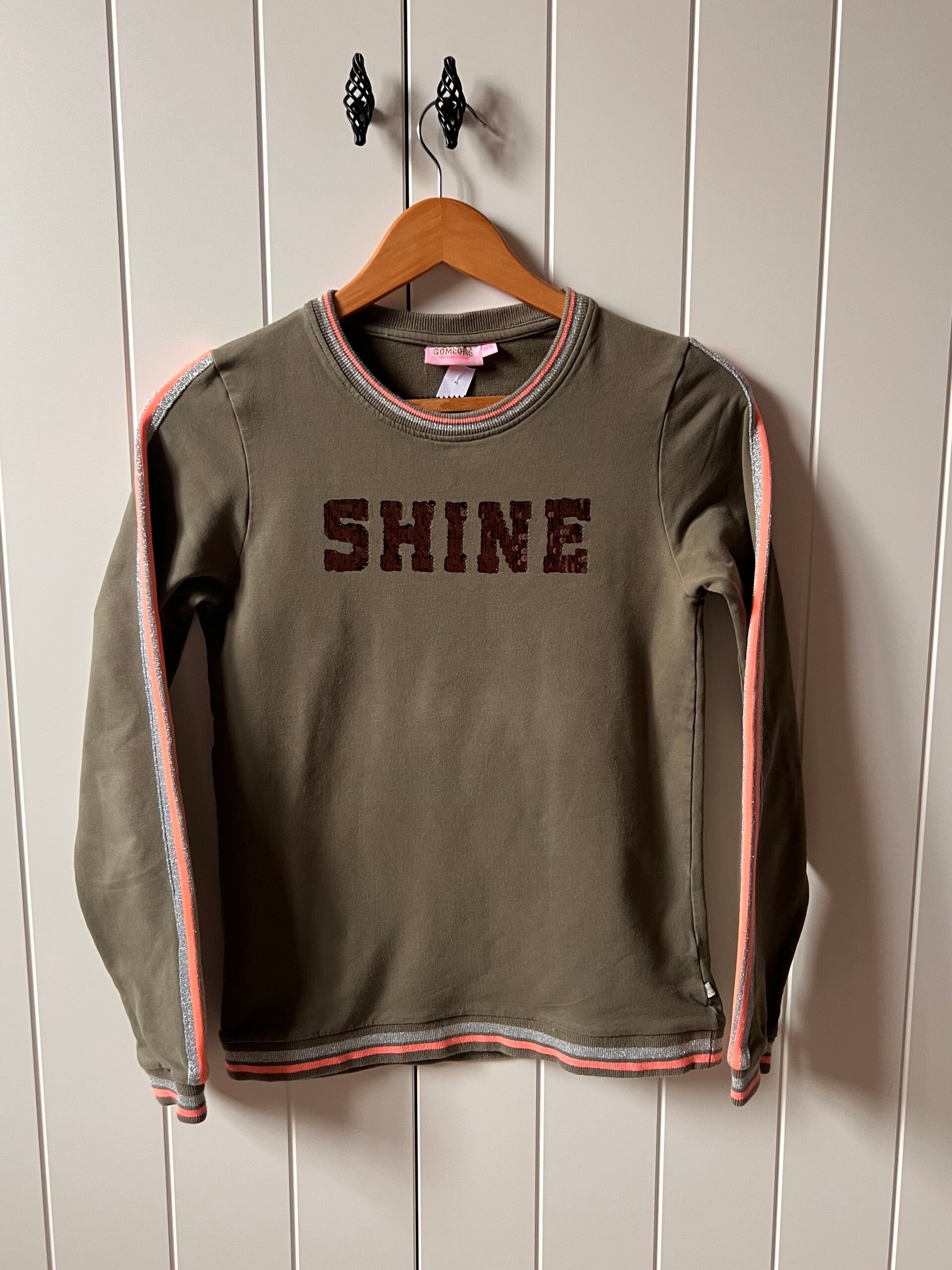 Sweater Someone