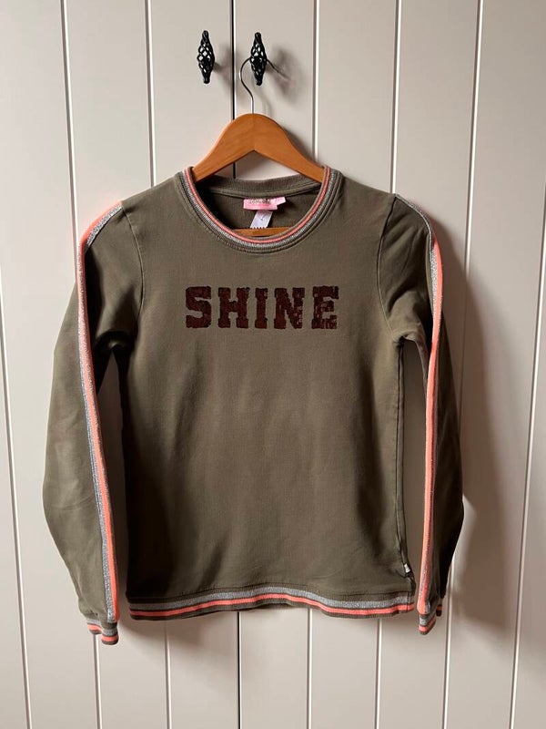 Sweater Someone