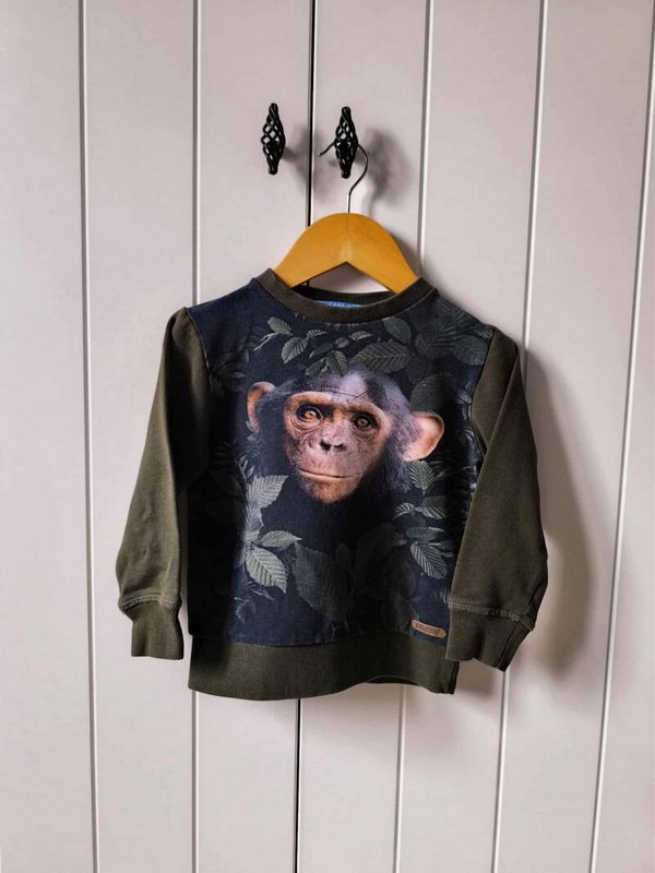 Sweater Someone