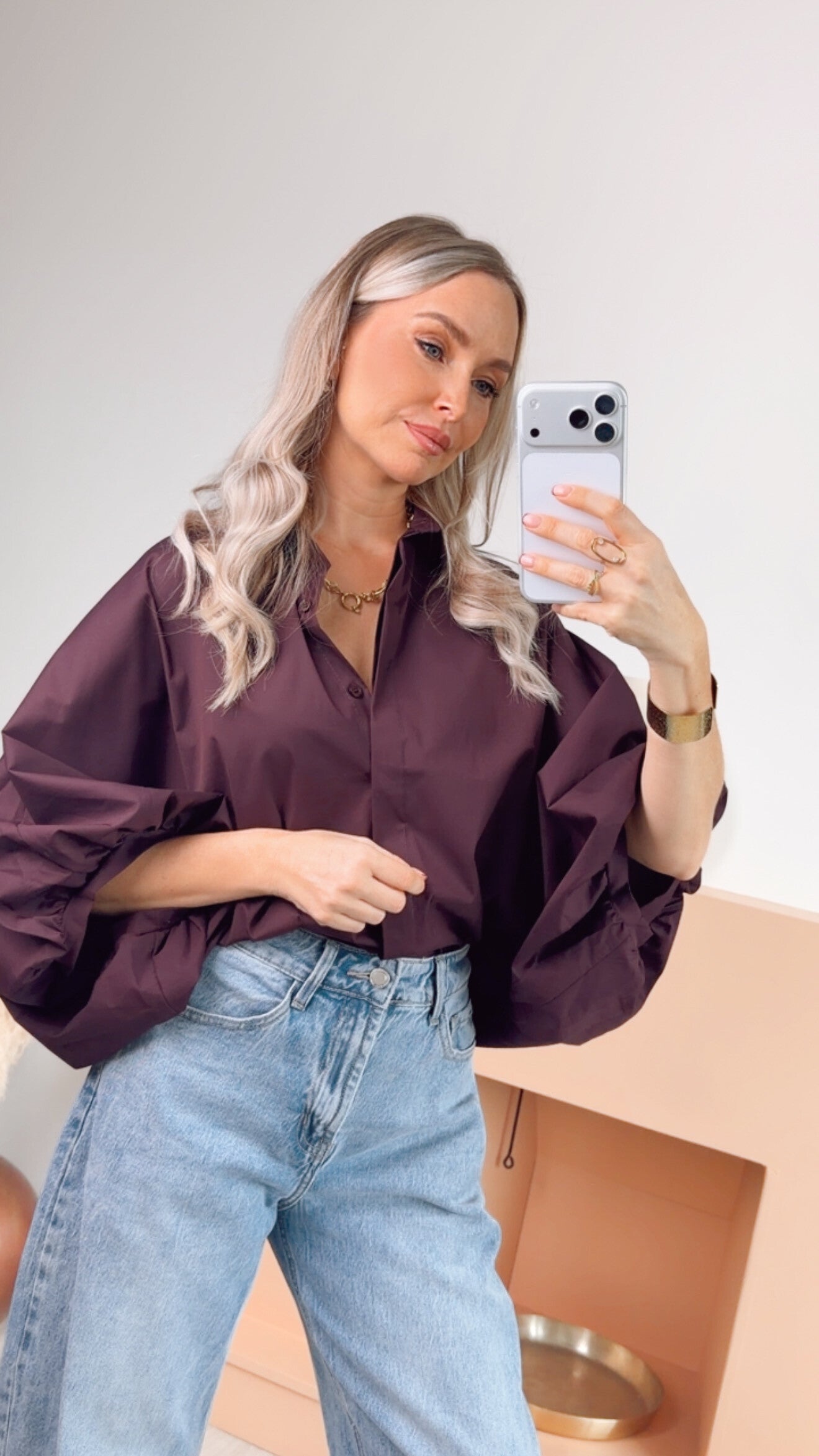 Marlowe – prune blouse met ballonmouwen