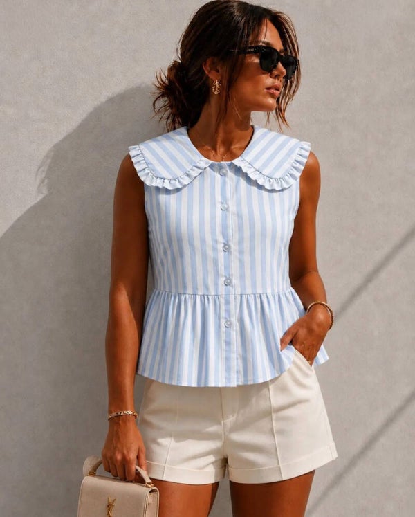 Maëlle Blouse – Lichtblauw gestreepte katoenen blouse met kraag