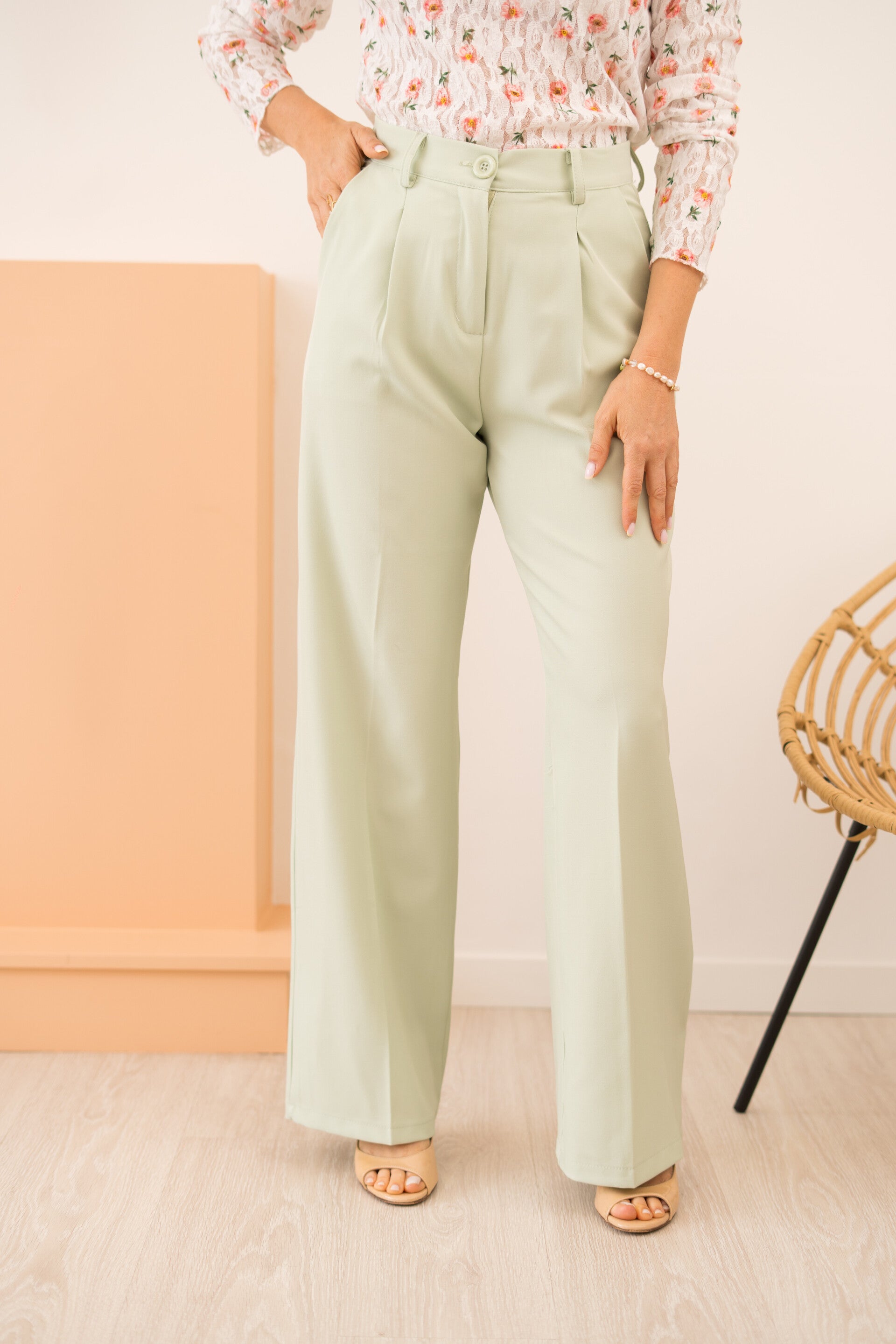 Elena Mintgroene Broek