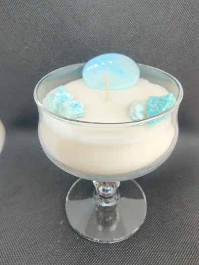 Kaars in glas op voet amazoniet marine