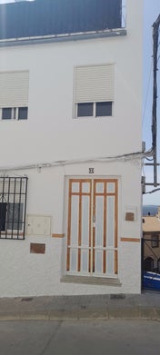 Beautiful renovated townhouse