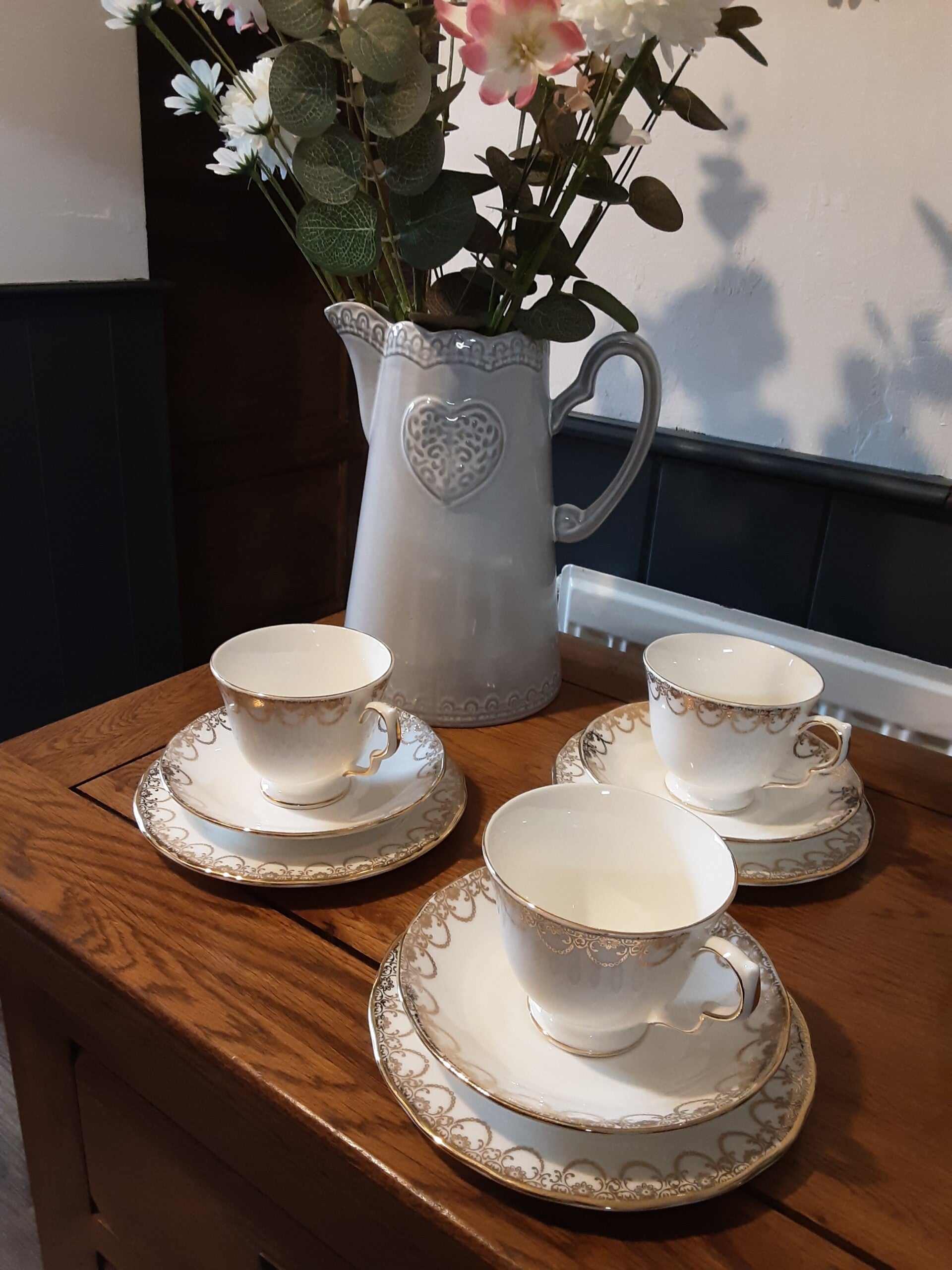 Queen Anne Trio Tea Set