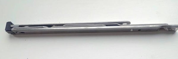 Egress window hinge