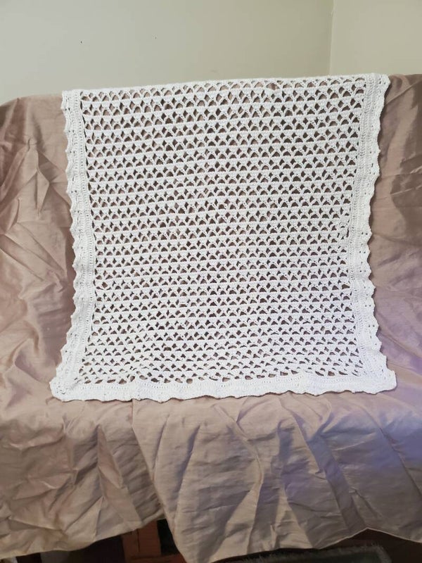 Châle blanc rectangulaire