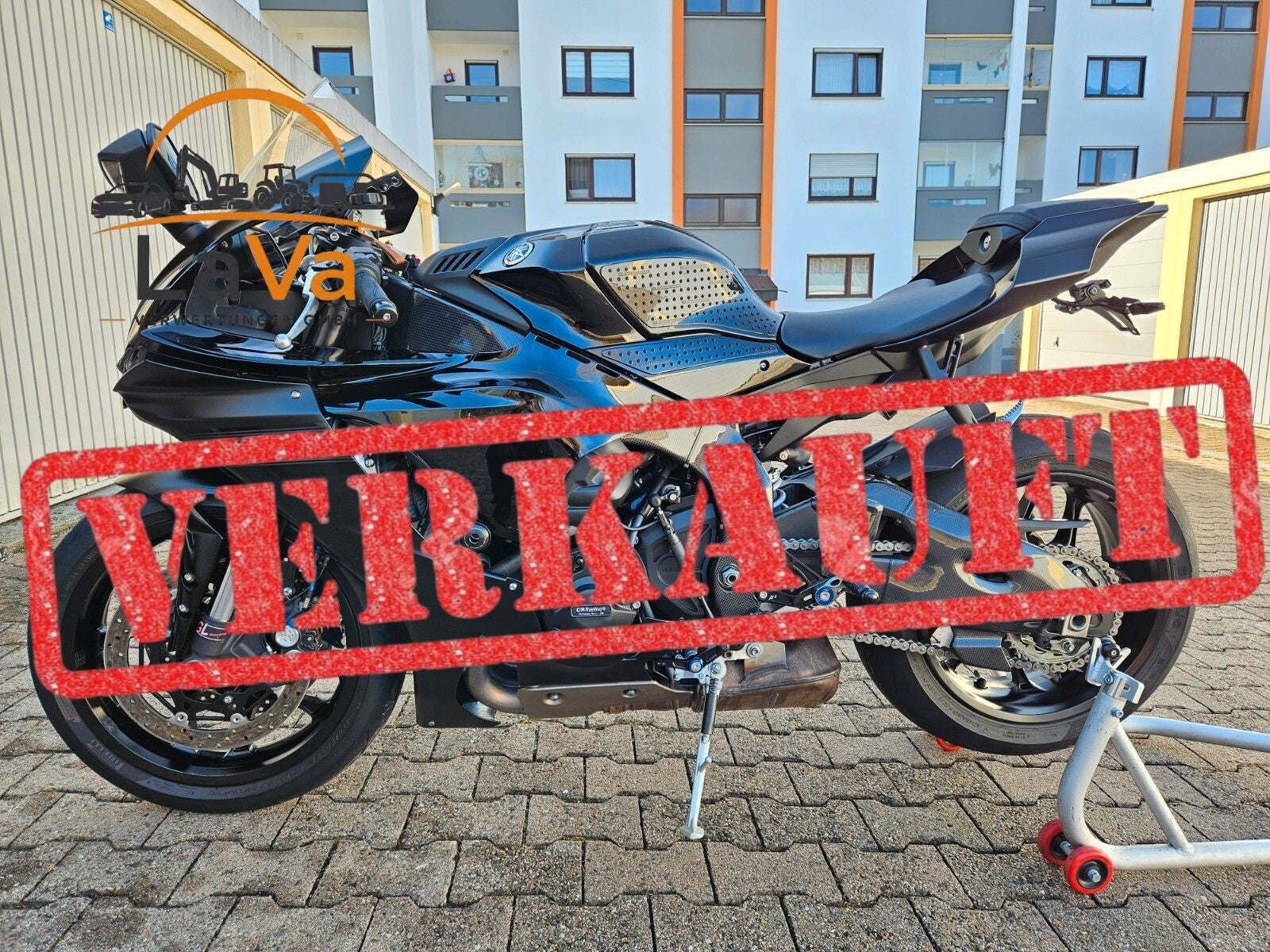 2020 - Yamaha YZF-R1