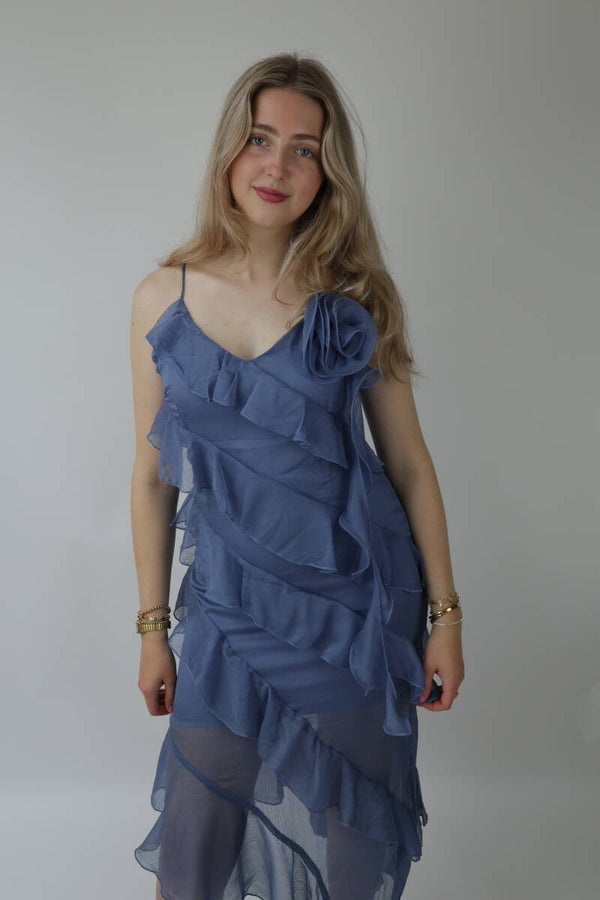 Ruffel jurk met roos jeans