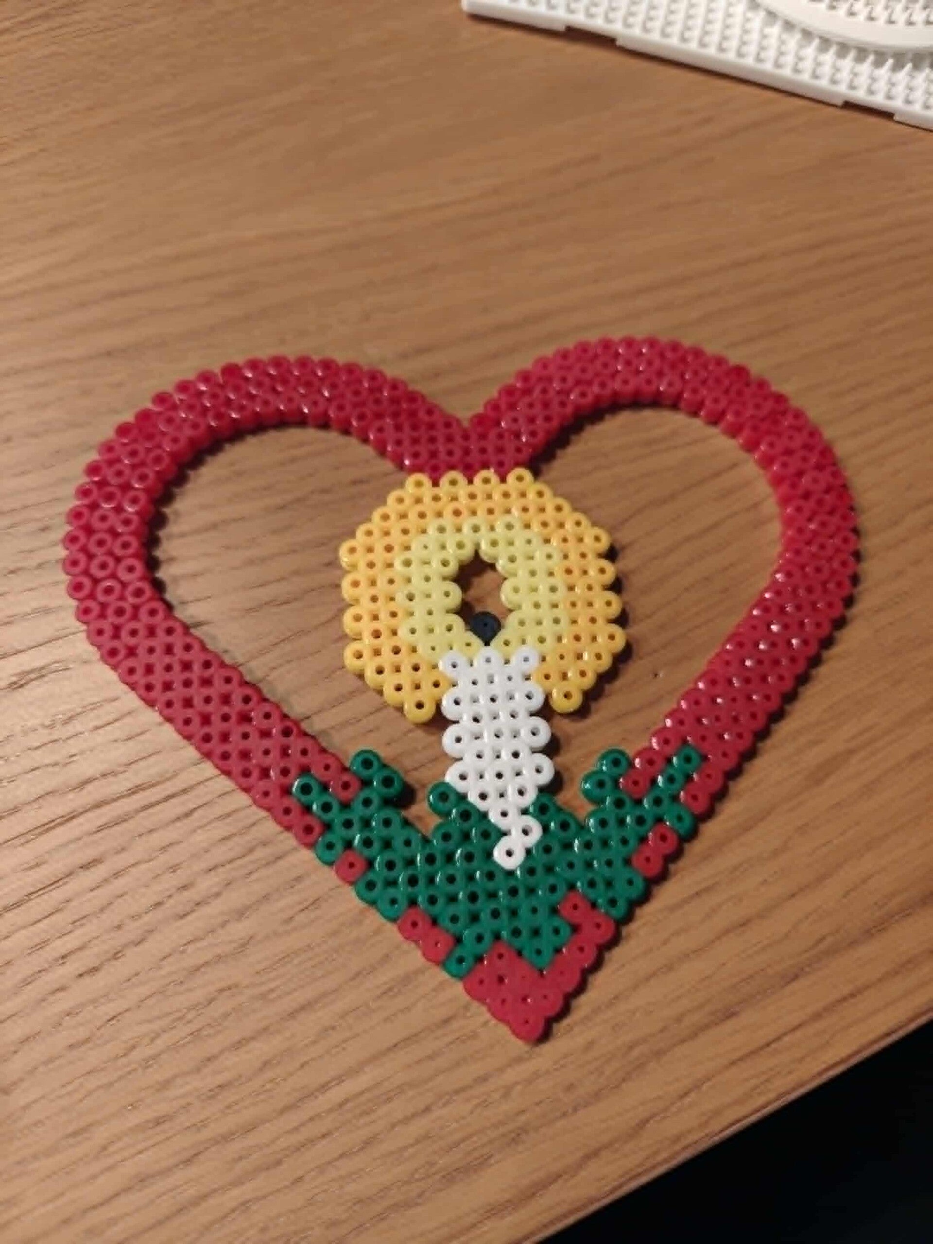 julehjerte med lys i perler