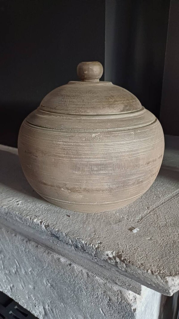 Pot met deksel 1 hout
