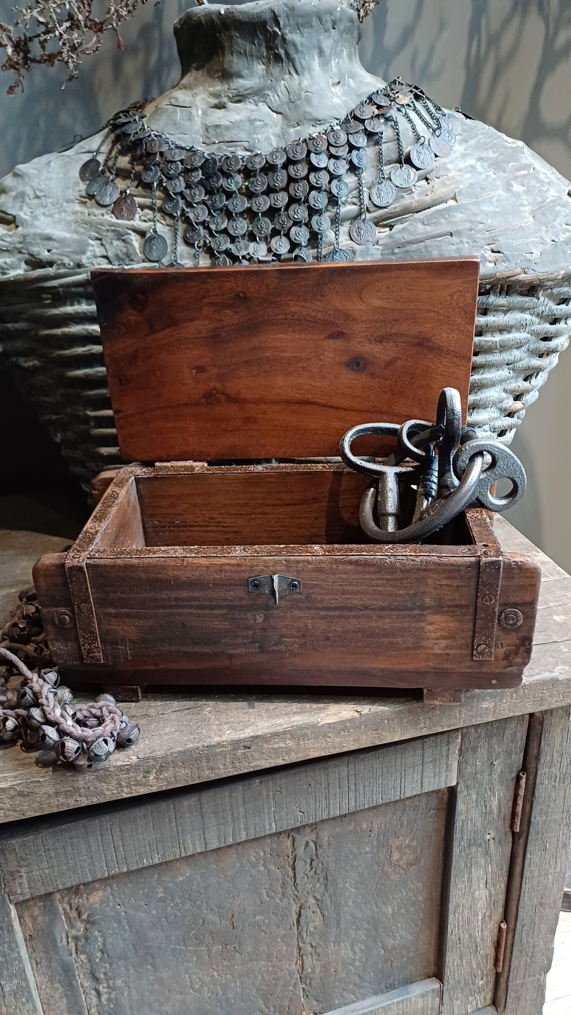 steenmal kistje met deksel