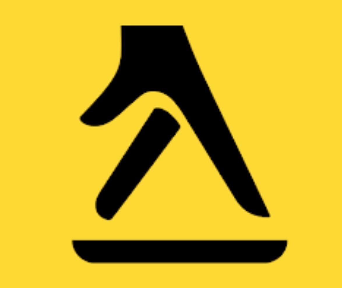 Roofing icon symbolising roof installation and repair work