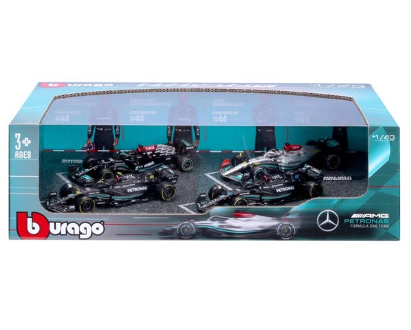 Bburago Mercedes AMG F1 Hamilton / Russell (Set van 4 auto's)