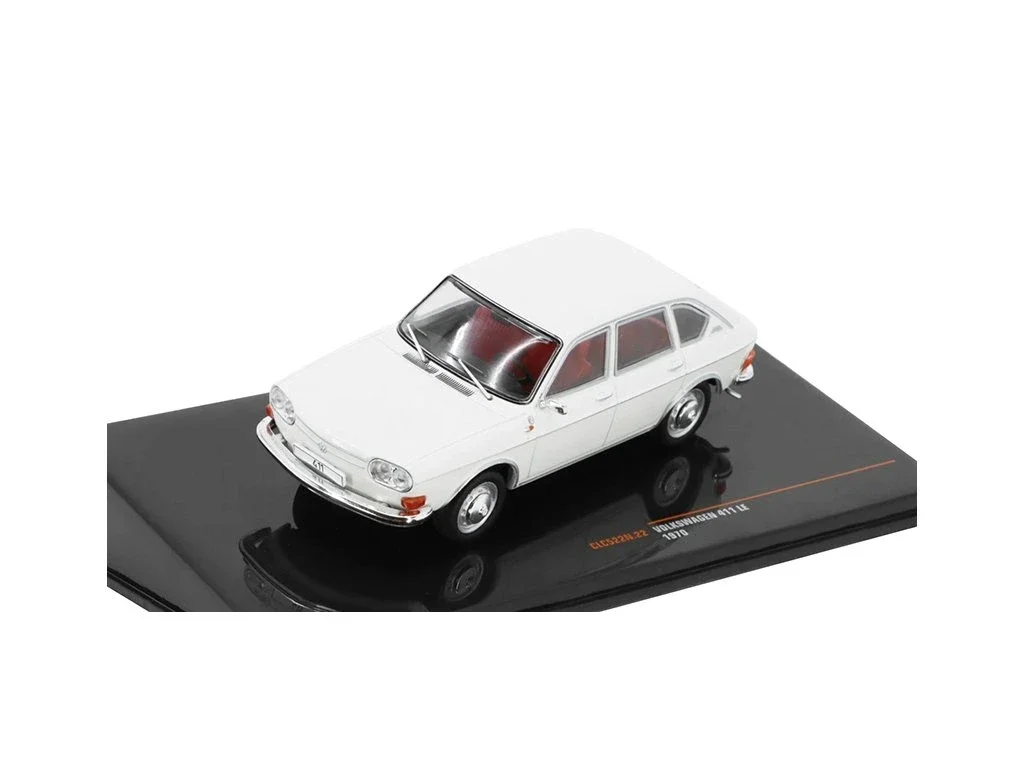 IXO Models Volkswagen 411 LE - 1970 | Brinic Modelcars