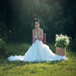 bride-1822587_1280-standard.jpg