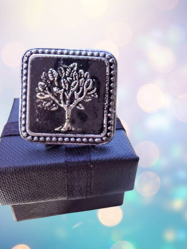 Bague Carrée – Arbre de Vie Noir Étoilé