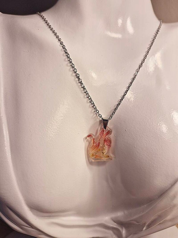 Collier chat et fleurs séchées