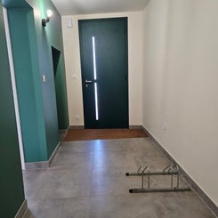 hall-standard-rlsdvf.jpg
