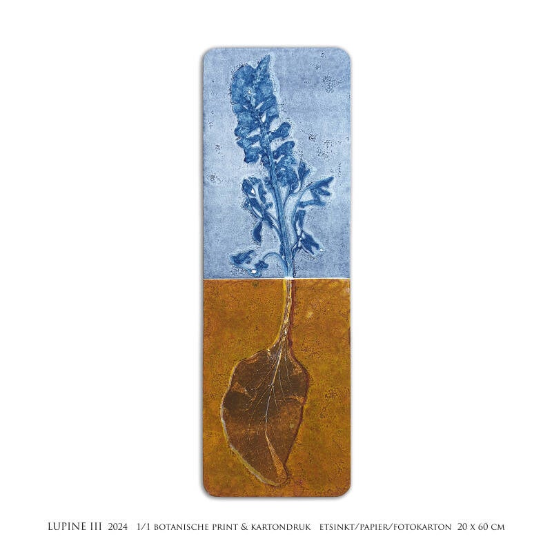 bloem-met-groot-blad-i-vierkant-standard-kw552s.jpg
